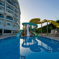 Diamond Premium Hotel & Spa - bazén so šmykľavkami - letecký zájazd CK Turancar - Turecko, Titreyengöl 