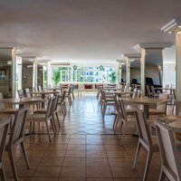 Hotel THB Dos Playas - lobby bar - letecký zájazd CK Turancar - Malorka, Cala Ratjada