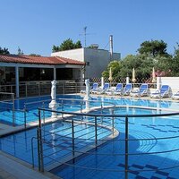 Aparthotel Sirines Thasos-Potos-exteriér-bazén-zájazd CK TURANCAR