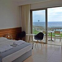 Amphora Hotel Suites - izba - letecký zájazd CK Turancar - Cyprus, Paphos