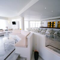 Hotel Dimitrios Beach - bar - letecký zájazd CK Turancar - Kréta, Rethymno