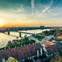 CK Turancar, autobusový poznávací zájazd, Balkán, Srbsko, Novi Sad - panoráma mesta