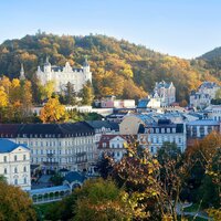 CK Turancar, autobusový poznávací zájazd, Zlatý český trojuholník, Karlovy Vary, panoráma mesta