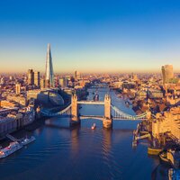 CK Turancar, Letecký poznávací zájazd,  Veľká Británia, Londýn, Tower Bridge a Temža