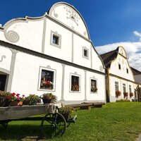 CK Turancar, autobusový poznávací zájazd, Česko a Rakúsko, Holašovice - tradičná architektúra