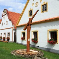 CK Turancar, autobusový poznávací zájazd, Česko a Rakúsko, Holašovice - tradičná architektúra