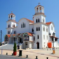 Paralia-námestie-kostol-autobusová doprava CK Turancar (Paralia-Olympská riviéra)