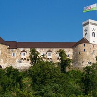 Autobusový poznávací zájazd, Slovinsko a Plitvické jazerá, Ljubljana, hrad