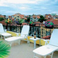 Hotel Zeus - strecha - individuálna a autokarová doprava - Bulhrasko- Pomorie
