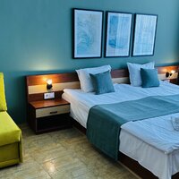 Hotel Queen Nelly - izba, etecký a autobusový zájazd CK Turancar - Bulharsko , Primorsko