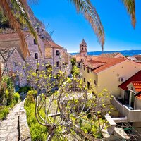 hotel Brzet - mesto - autobusový zájazd CK Turancar - Chorvátsko - Omiš