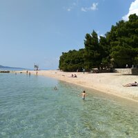 hotel Biokovka - pláž - autobusový zájazd CK Turancar - Chorvátsko, Makarska