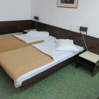 hotel Podgorka - izba - autobusový zájazd CK Turancar - Chorvátsko - Podgora