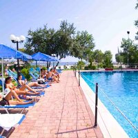 Hotel Sun Beach-bazén-Platamon-Olympská riviéra (autobusové zájazdy CK Turancar)