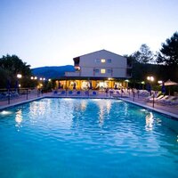 Hotel Sun beach-bazén-Platamon-Olympská riviéra (autobusové zájazdy CK Turancar)
