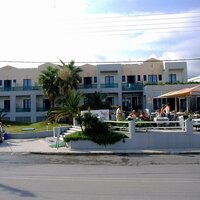 Hotel Flisvos Beach - letecký zájazd CK Turancar - Kréta, Rethymno