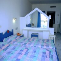 Hotel Flisvos Beach - izba - letecký zájazd CK Turancar - Kréta, Rethymno