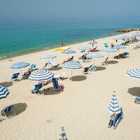 Hotel Baia Tropea - pláž - letecký zájazd CK Turancar - Taliansko, Kalábria