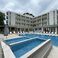Hotel Onyx - autobusový a letecký zájazd CK Turancar - Bulharsko, Kiten- bazen