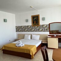 Hotel Onyx - autobusový a letecký zájazd CK Turancar - Bulharsko, Kiten - izba