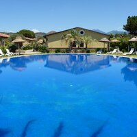 Villagio Olimpia - bazén - zájazd individuálnou dopravou CK Turancar- Taliansko Kampania Marina di Casal Velino