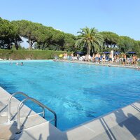 La Serra Holiday Village- bazén - zájazd individuálnou dopravou CK Turancar - Taliansko Kampania Baia Domizia