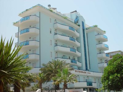 Rezidencia Oltremare- autobusový zájazd CK Turancar (San Benedetto del Tronto - Palmová riviéra)