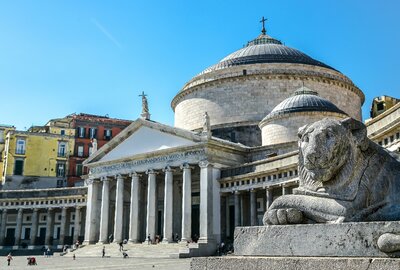 CK Turancar, autobusový poznávací zájazd, Kampánia s pobytom pri mori, Neapol, Piazza del Plebiscito, bazilika San Francesco di Paola