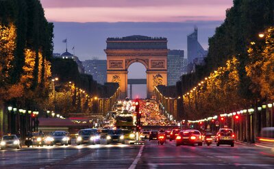 autobusový poznávací zájazd Paríž a Disneyland Víťazný oblúk