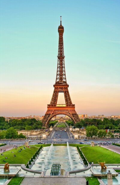 autobusový poznávací zájazd Paríž a Disneyland Eiffelova veža