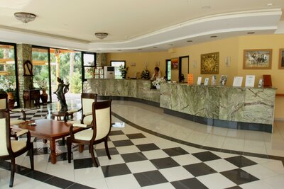 Hotel Eri beach-hotel-recepcia-letecký zájazd CK Turancar-Kréta-Hersonissos
