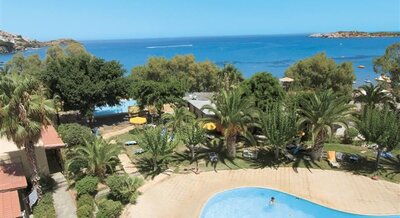 Grécko - Kréta - Hotel Talea beach - záhrada