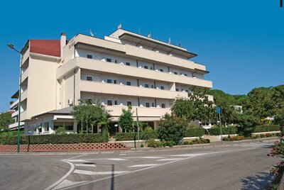 Hotel OLD RIVER - CK TURANCAR - Taliansko Lignano - zájazdy autpbusovou a individuálnou dopravou
