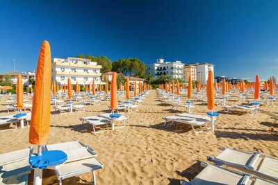 Hotel Miami s bazénom, pláž, Taliansko, Lido di Jesolo, CK TURANCAR
