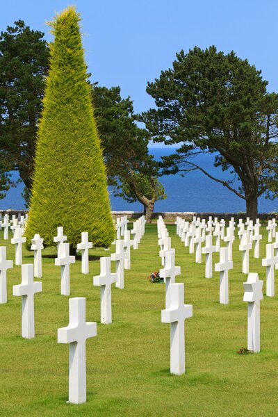 Autobusový poznávací zájazd Francúzsko Normandia a Bretónsko Omaha Beach