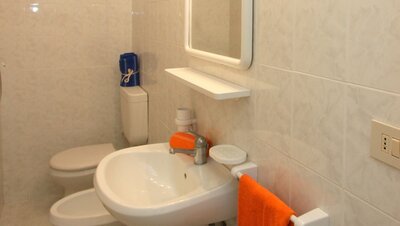 Apartmány Stella bez klimatizácie a rekonštrukcie - zájazd autobusovou alebo individuálnou dopravou do BIBIONE