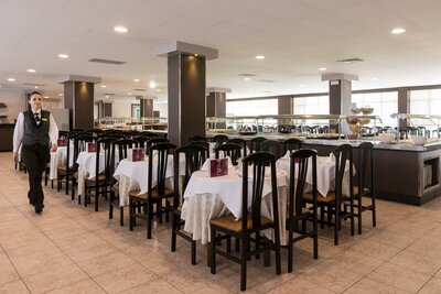 Hotel Royal Beach - reštaurácia - letecký zájazd CK Turancar, Španielsko, Lloret de Mar
