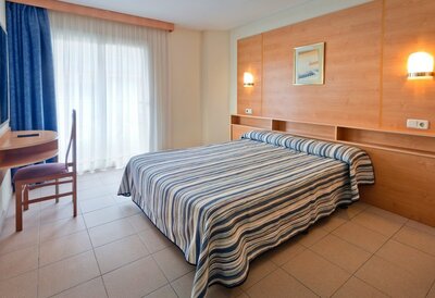 Hotel Summer Sun - izba - letecký zájazd CK Turancar, Španielsko, Santa Susanna