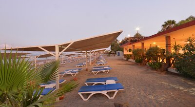 Hotel Club Turtas Beach Hotel - pláž - letecký zájazd CK Turancar - Turecko Konakli