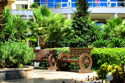 Hotel Mukarnas - záhrada - letecký zájazd CK Turancar - Turecko, Okurcalar