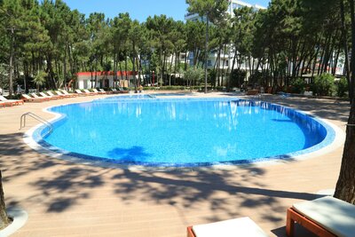 Diamma Resort - bazén - Albánsko Durres - letecký zájazd CK Turancar