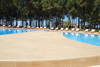 Diamma Resort - bazén - Albánsko Durres - letecký zájazd CK Turancar