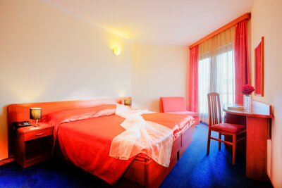 Hotel Centinera - izba - autobusový zájazd CK Turancar - Chorvátsko, Istria, Pula