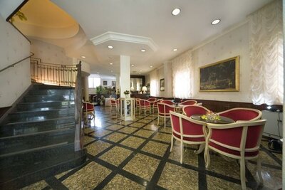 Hotel President - Taliansko Rimini Marina Centro - CK TURANCAR, zájazdy individuálnou dopravou