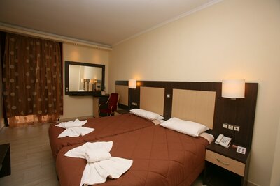 Grécko - Korfu - Hotel Magna Graecia - izba