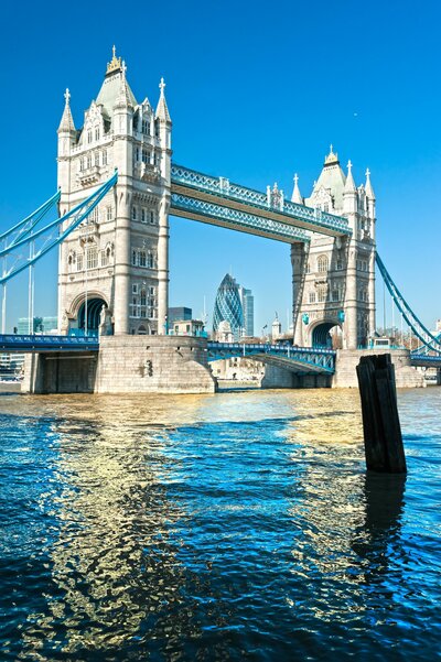 Autobusový poznávací zájazd, Veľká Británia, Okruh južným Anglickom, Londýn, Tower bridge