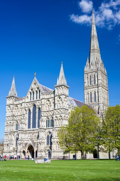 Autobusový poznávací zájazd, Veľká Británia, Okruh južným Anglickom, katedrála Salisbury