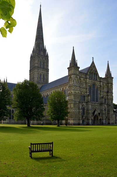 Autobusový poznávací zájazd, Veľká Británia, Okruh južným Anglickom, katedrála Salisbury