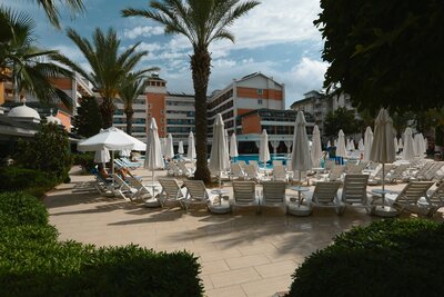 Insula Resort - areál hotela - letecký zájazd CK Turancar - Turecko, Konakli