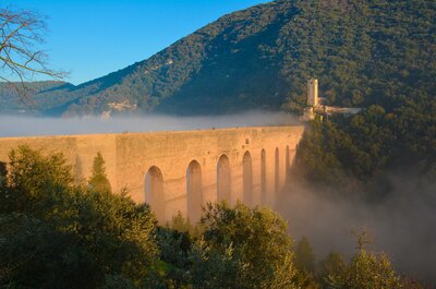 Autobusový poznávací zájazd, Taliansko, Umbria, Spoleto, Ponte delle Torri